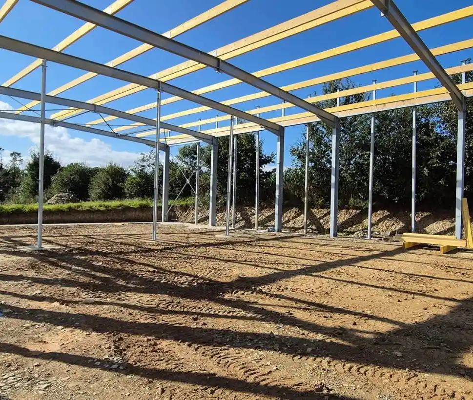 Latelier Bois Et Charpente David Batiment Agricole Pres Dergue Gaberic Montage Rapide Et Efficace