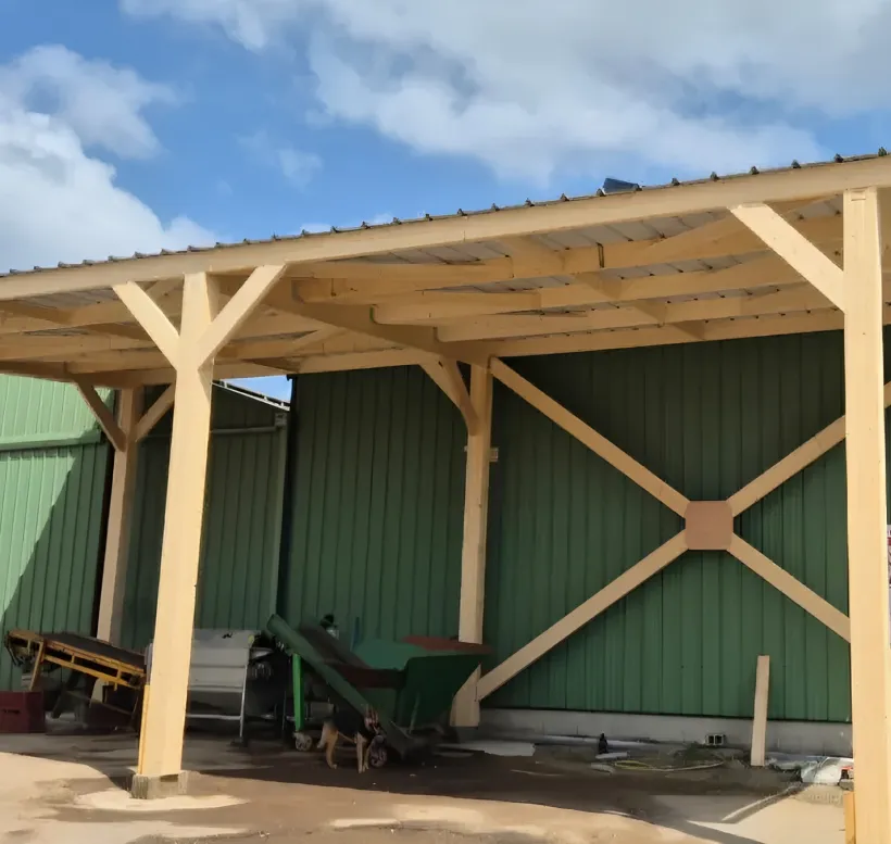 Latelier Bois Et Charpente David Batiment Agricole Pres Dergue Gaberic Carport Latelier Bois Et Charpente David Batiment Agricole Pres Dergue Gaberic Carport